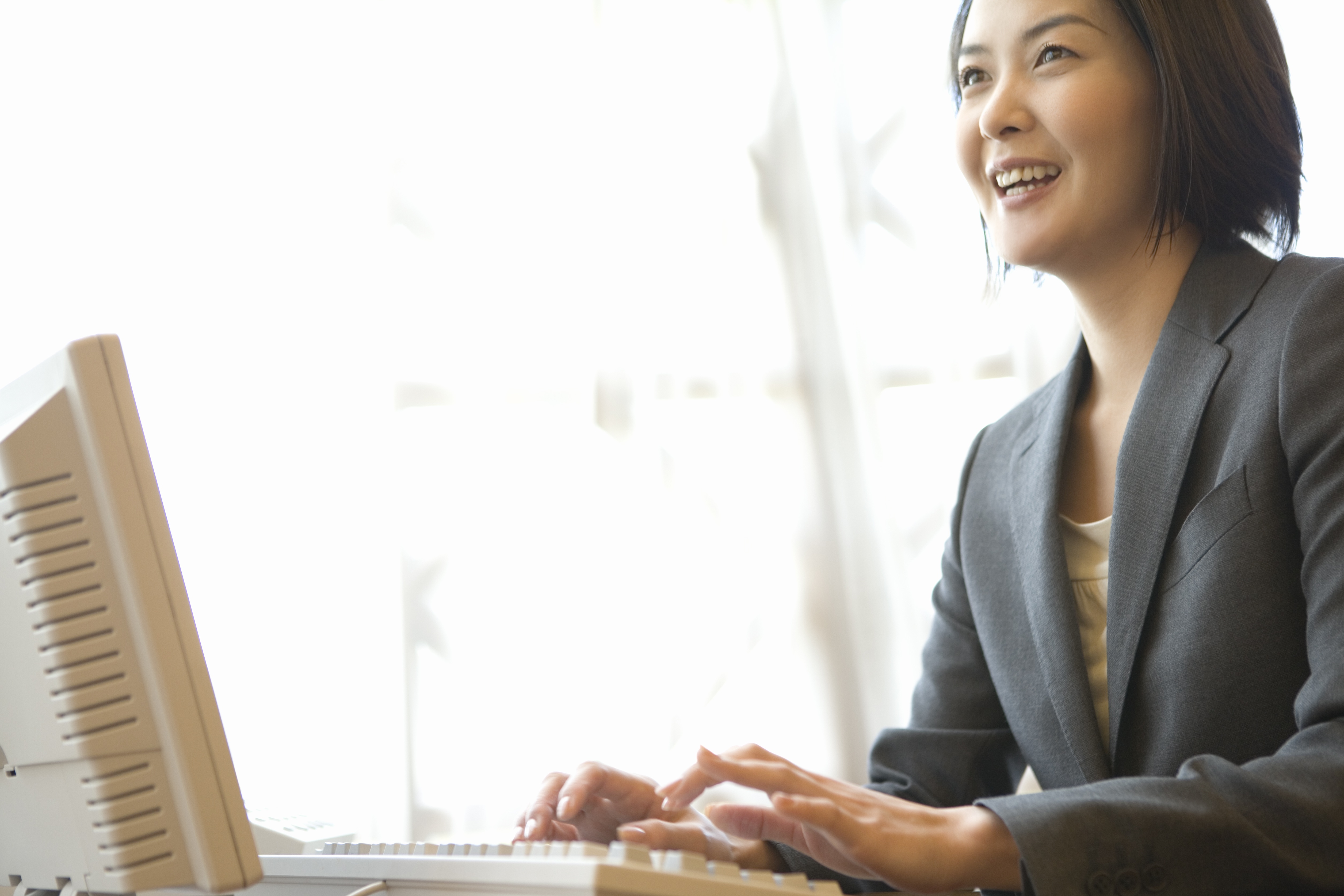 株式会社ベストブライダルの正社員 婚礼部門 事務求人イメージ