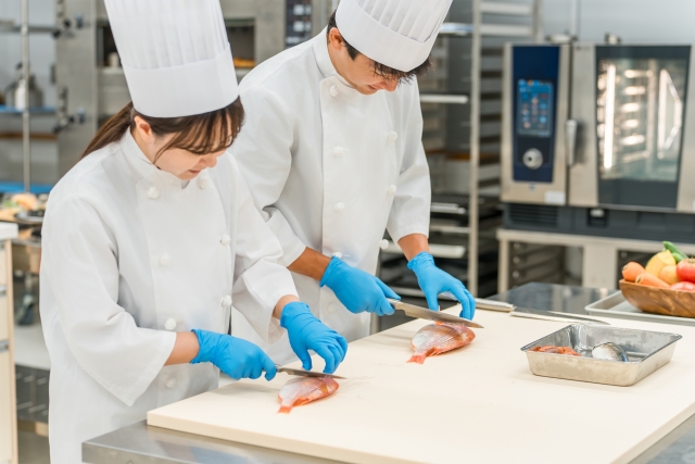 リゾートトラスト株式会社　本社 東京ベイコート倶楽部の正社員 調理部門の求人情報イメージ1