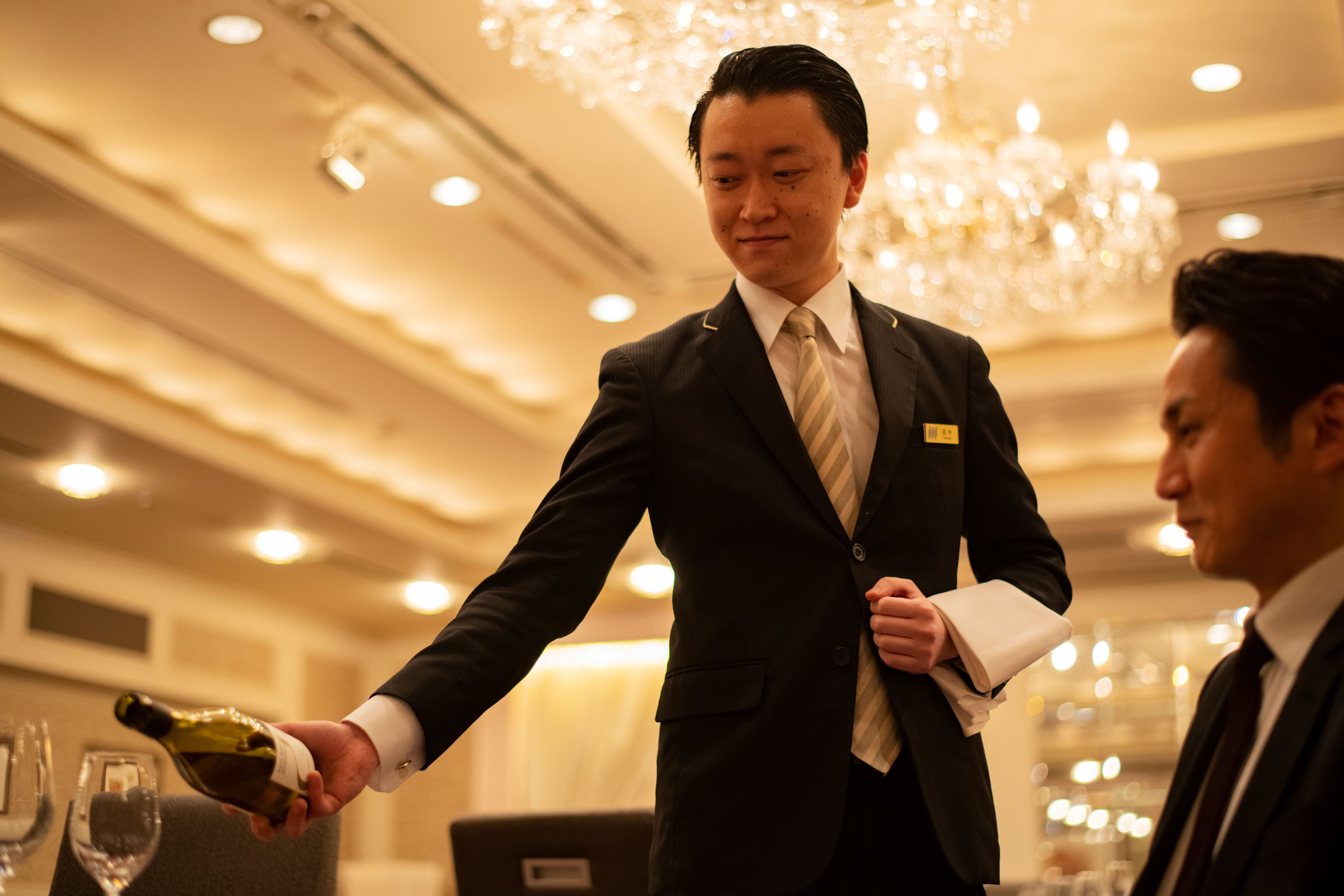 ホテルメトロポリタンエドモントの配ぜん(サービススタッフ) 宴会部門の求人情報イメージ4